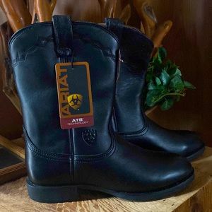Ariat Heritage Roper boots